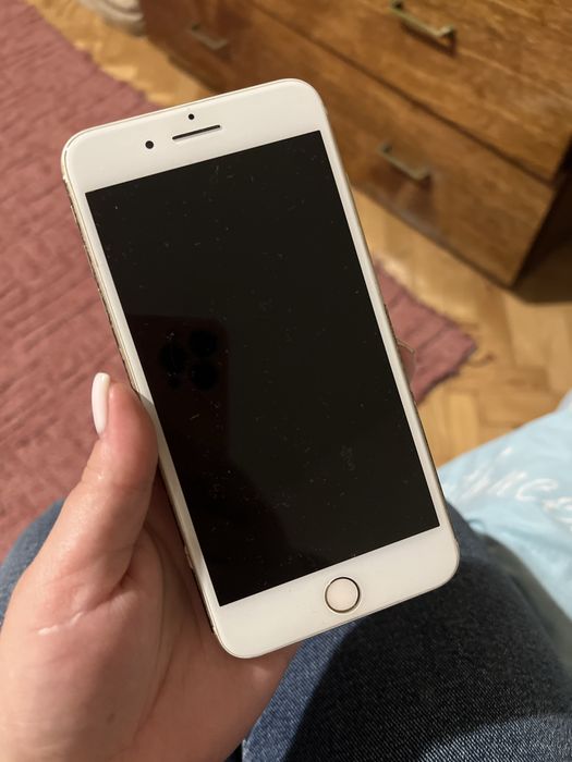 Продам iphone7plus