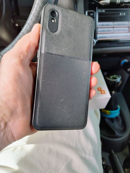 Redmo 9c +защітне скло+ чехол.