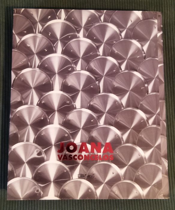 Livro Joana Vasconcelos edição Bial