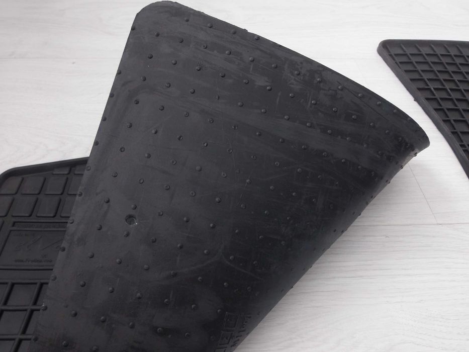 Dywaniki Gumowe Citroen C4 GRAND Picasso II 13- Dopasowane 7 Osobowy