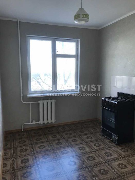 3-к метро Вокзальна-10хв вул.Липківського (Урицького)5 /Мокра