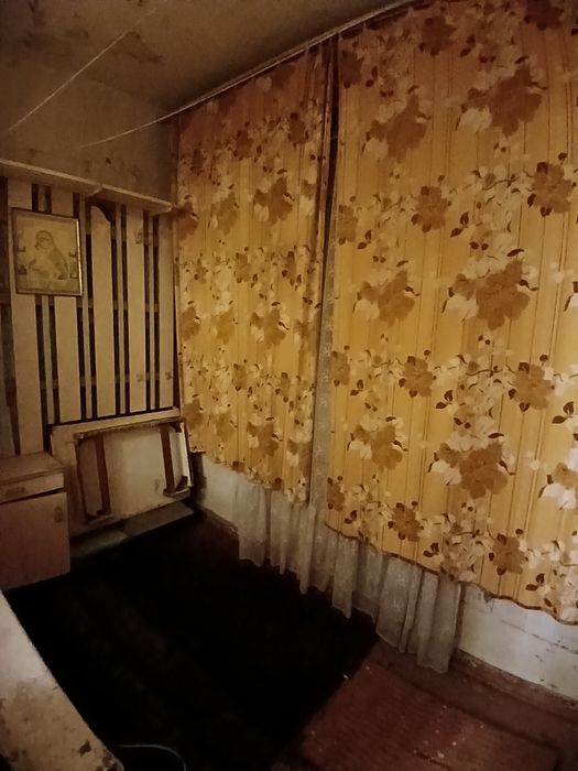 Продаю 2к/к  Колодезной 10