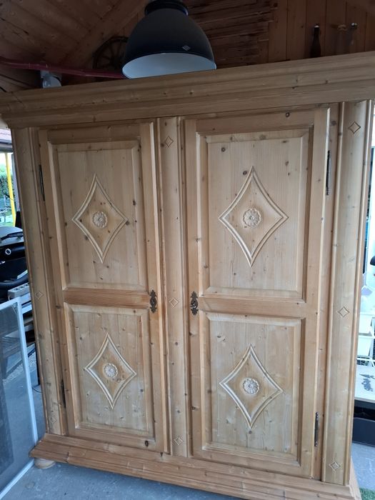 Szafa sosnowa Szer.170cm