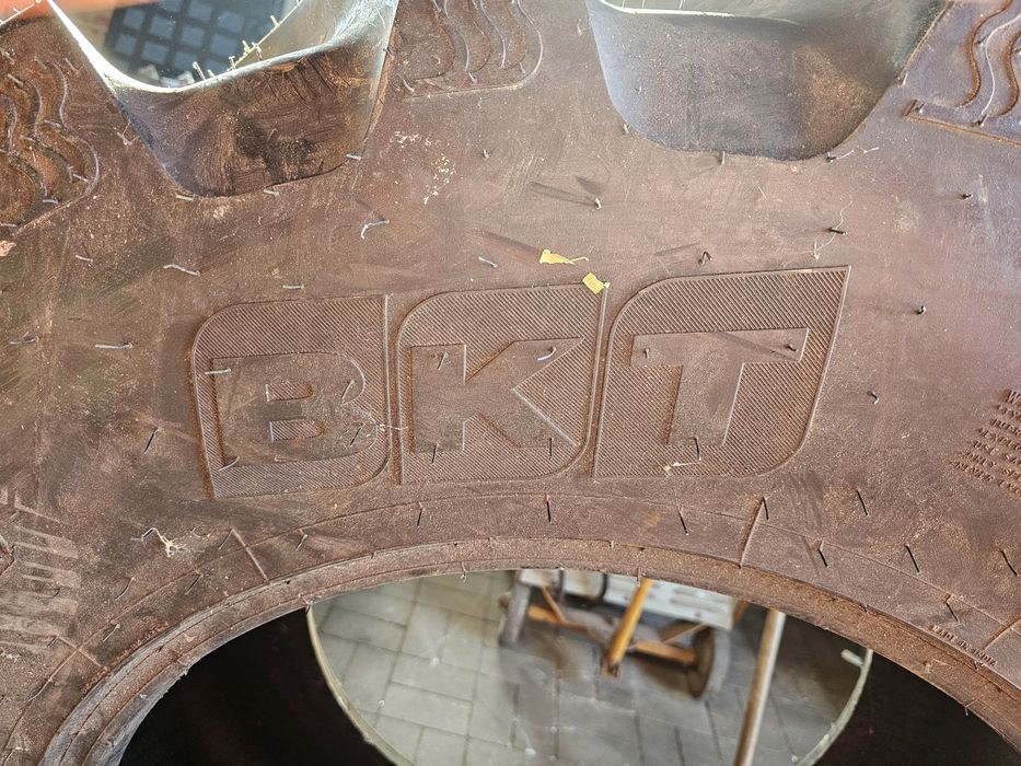 Opona rolniczą AGRI MAX RT657 540/65R28