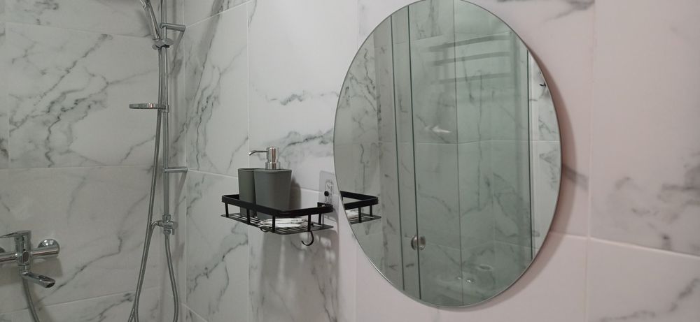 Квартира подобово, посуточно. Недалеко центр, озеро. Власник