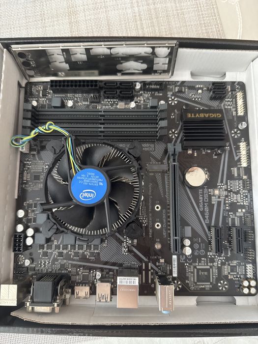 Płyta główna gigabyte b460m ds3h z procesorem intel core i5 10400f