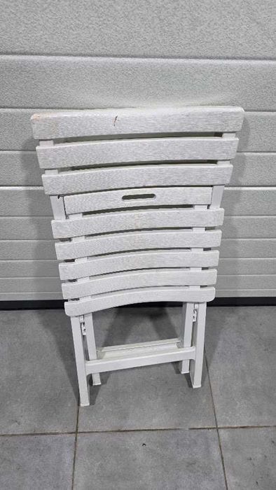 3 cadeiras plásticas de abrir e fechar