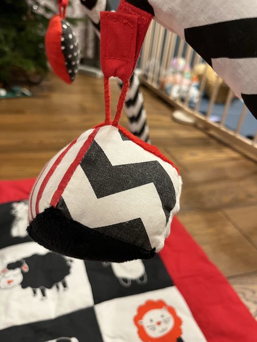 Mata edukacyjna Baby Senses kontrastowa