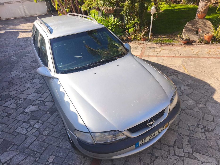 Opel Vectra Caravan Sport 2.0 DTi