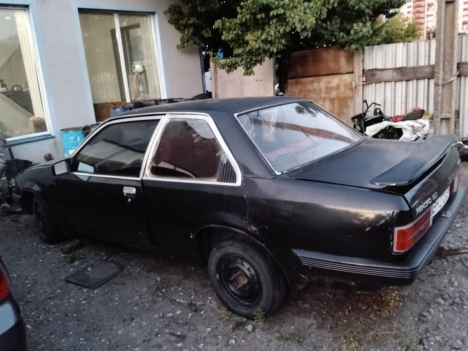 Opel record купе