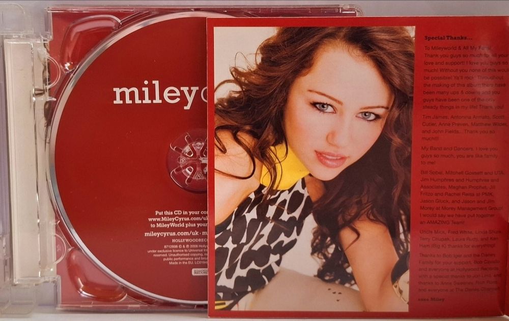 CD Beyonce, Britney Spears, Jennifer Lopez, Miley Cyrus..
