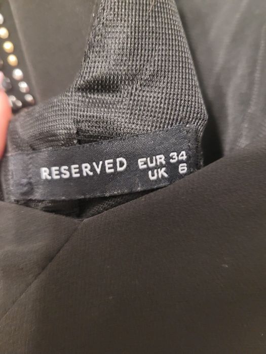 Sukienka Reserved r.34