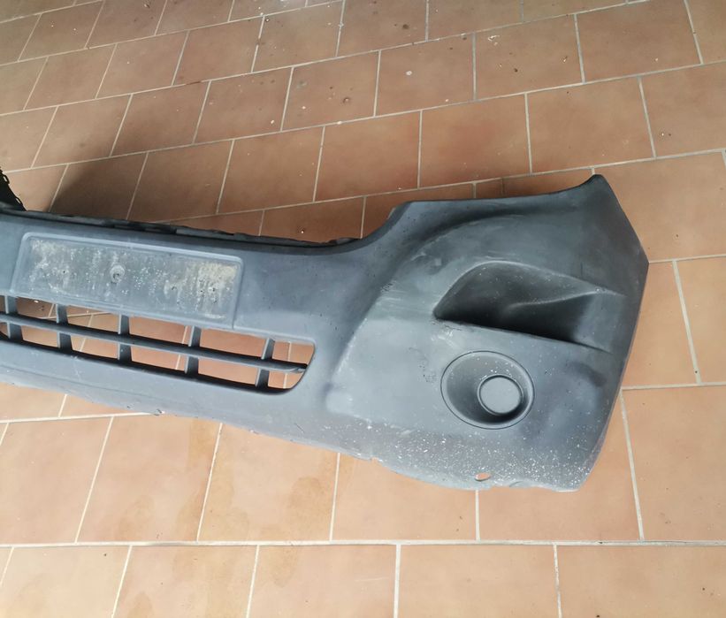 Pára choques dianteiro Renault master 2012