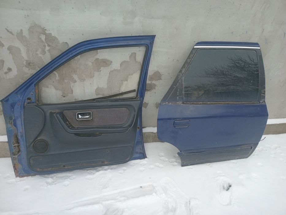 Двері Форд скорпіо праві