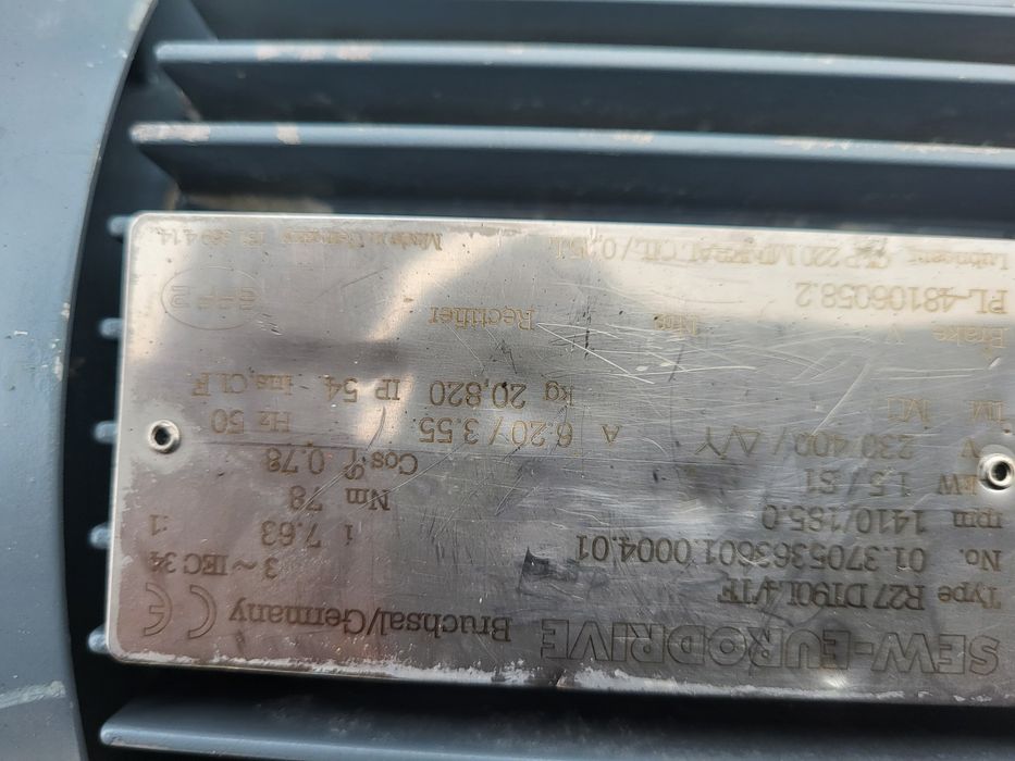 Sprzedam motoreduktor 1.5 kw 185 obr