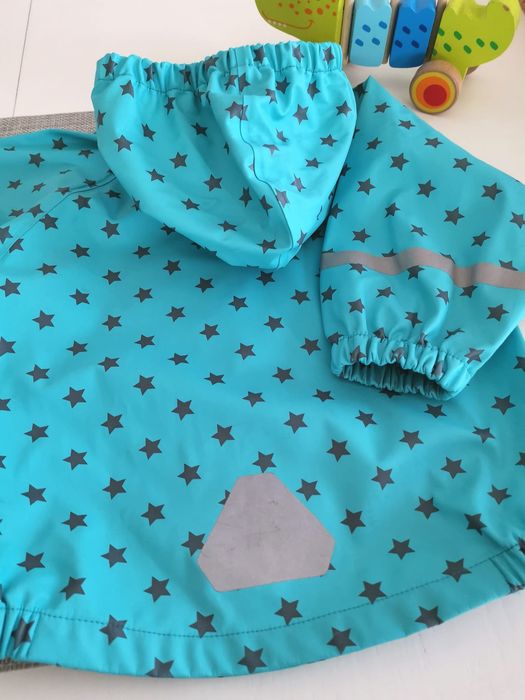 H&M piękna kurteczka przeciwdeszczowa