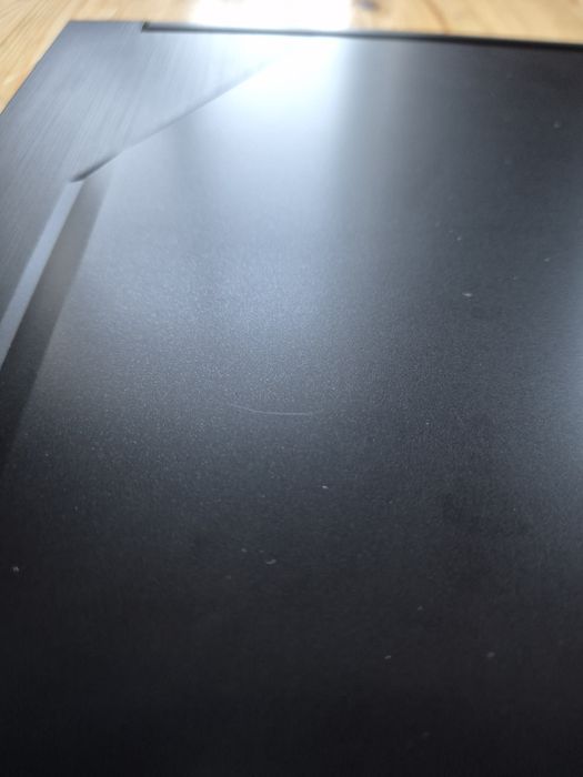 Acer Nitro 5 i5-10300H / RTX 2060 / 32GB RAM / 144Hz / SSD+HDD