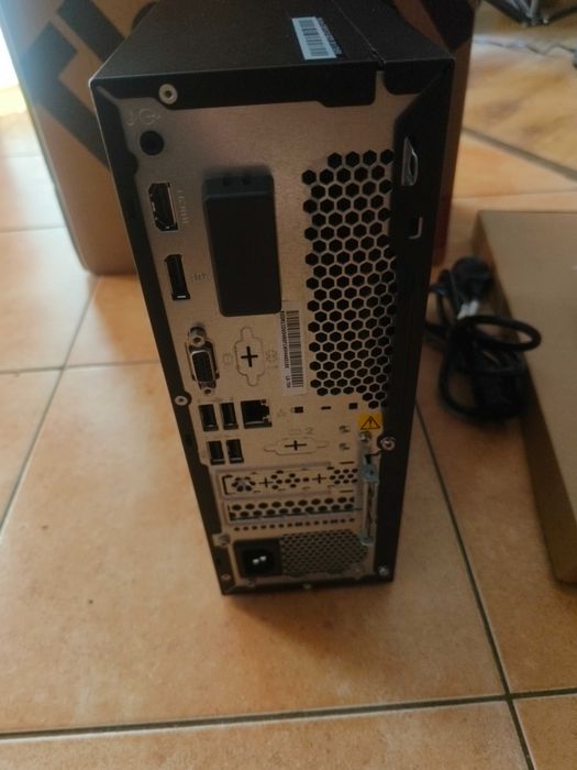 Komputer LENOVO ThinkCentre i5-13400 16GB/512GB