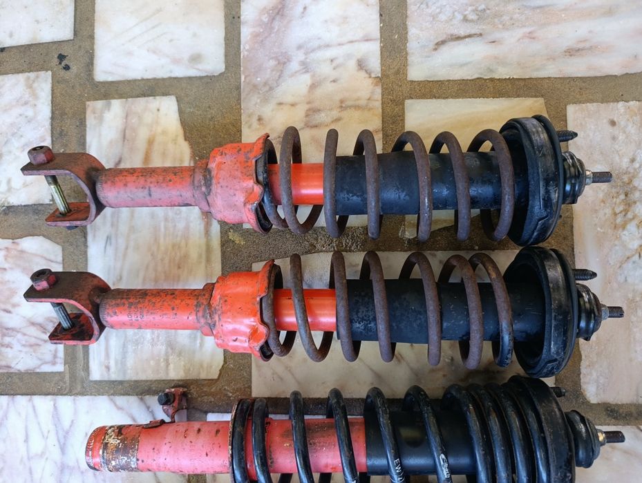 Suspensao KYB  Desportiva com molas eibach Honda Crx Del Sol Civic EG EH EJ EK