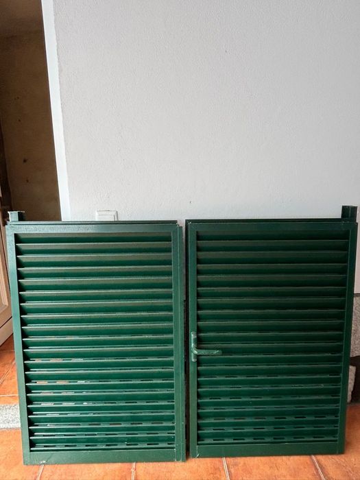 2x Portadas de aluminio verde-73,5x108,5cm