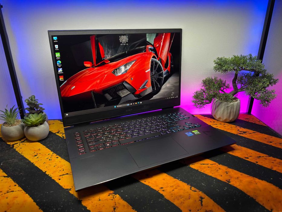 HP Omen 17, rtx3070, core i7-11800h, 1 tb ssd, 144 hz