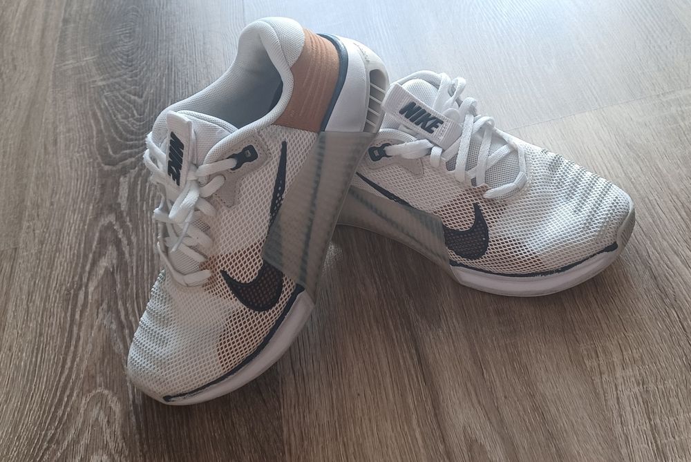 OKAZJA Damskie buty treningowe Nike METCON 9 AMP