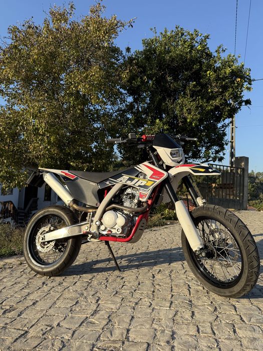 Ajp 125 Spr supermoto