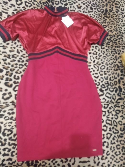 Платье Armani Exchange . Размер М