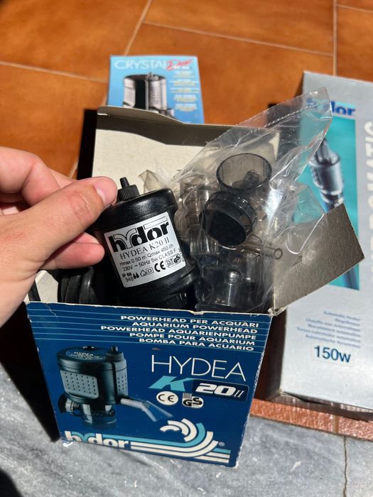 Bomba, filtro e regulador de temperatura automático para aquários