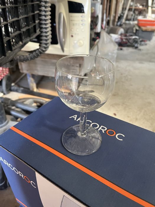 Louças restaurante - Jarros e copos em vidro