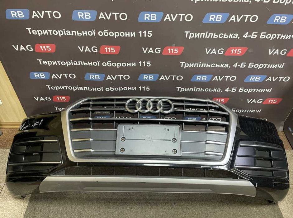 Бампер передний + омыватели. комплектный дефектний USA Audi Q5 80a