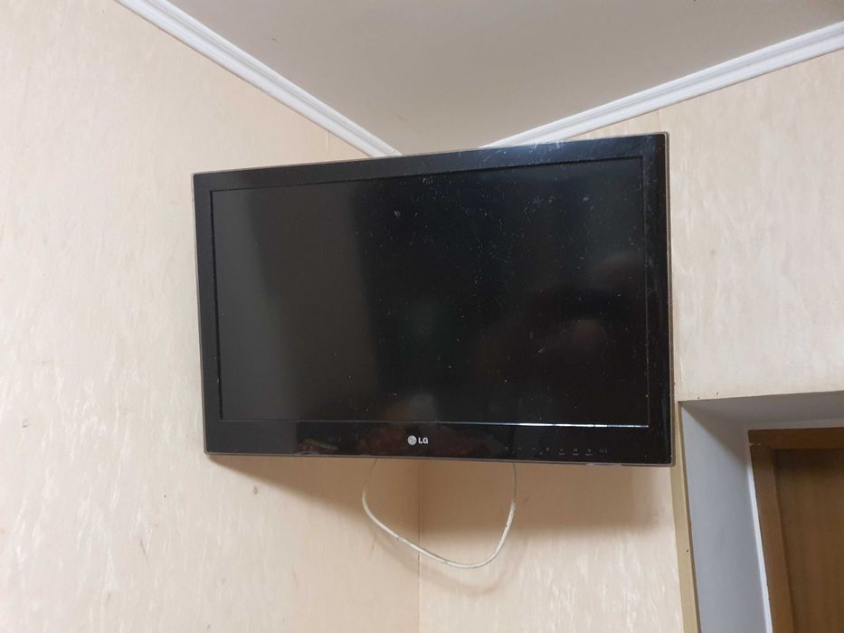 Телевізор LG 26LE3300