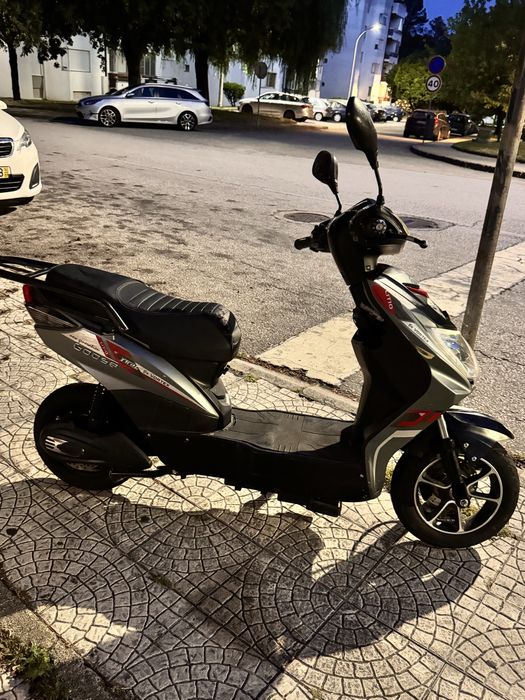 Scooter eletrica