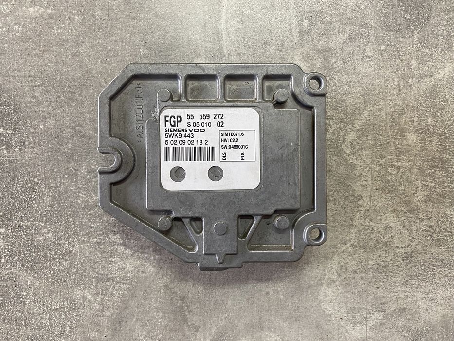 Блок управління двигуном Z18XE ЭБУ Опель Opel управление двигателем