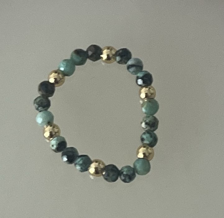 Pierścionek na gumce