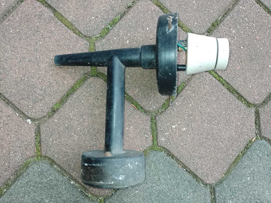 Uchwyt do lampy zewnętrznej