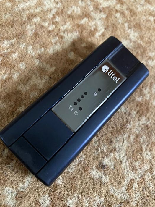 Продаю працюючий роутер:“ASUS".