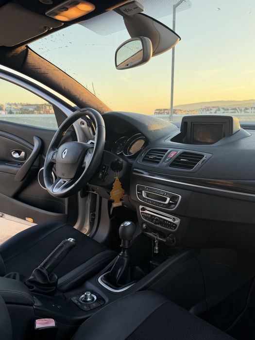 Renault Megane 3 coupe / 1.5 dci