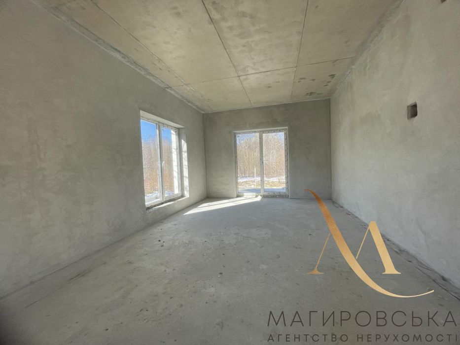 Продаж стильного будинку в Зимній Воді. єОселя!
