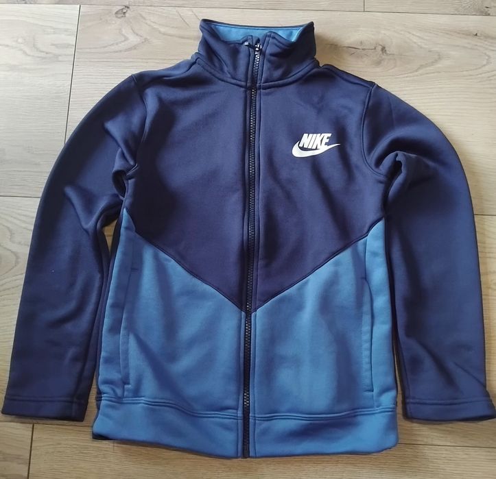 Nike bluza 128-137