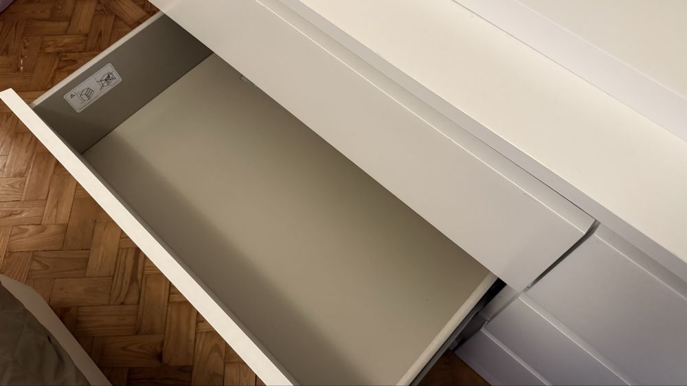 Cómoda branca com 6 gavetas (160 x 78 cm) - IKEA MALM