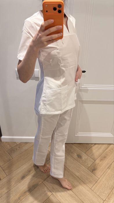 Медичний костюм жіночий