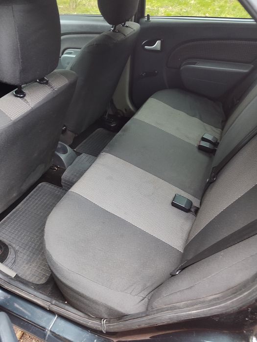 dacia logan prestige 2007 газ/бенз 1.6 в полной комплектации.