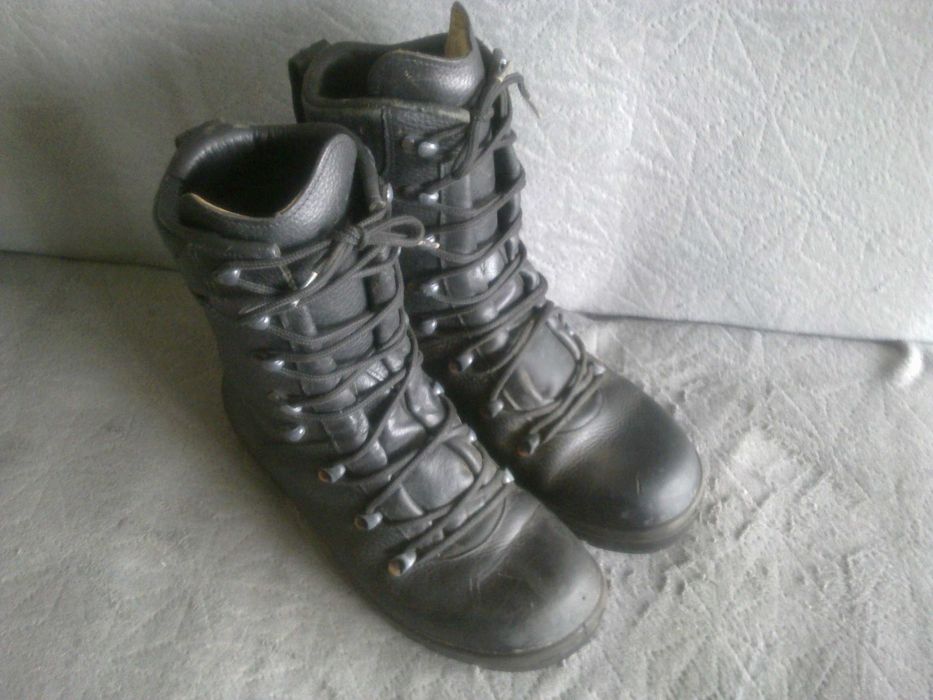 Buty, surviwal, typ wojskowy, skóra. Rozmiar 43