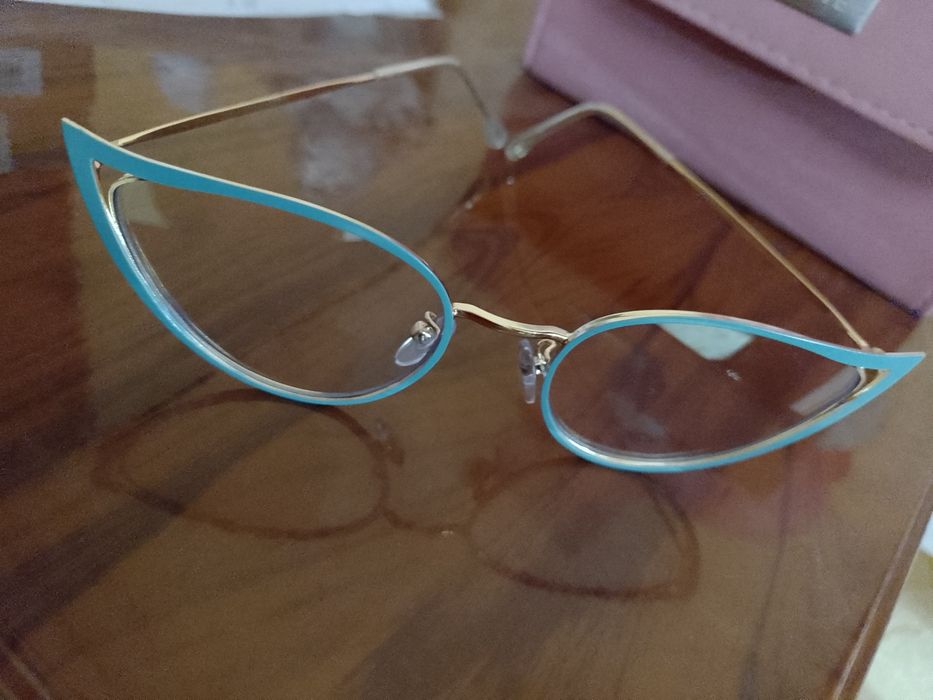 продам декоративні  окуляри