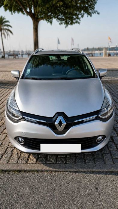 Renault Clio IV 1.5 dCi Confort | Diesel | 2015 | 184.947 km | Portimão — photo 2
