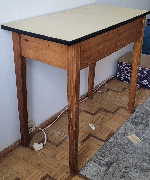 Biurko z czasów PRL