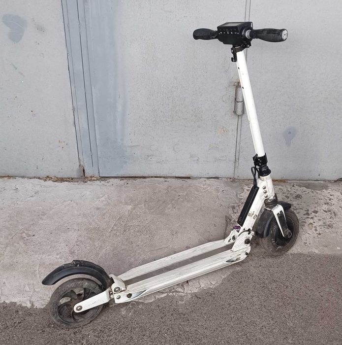 Продам Электросамокат Kugoo S1 рабочий . или обменяю на планшет и др ...