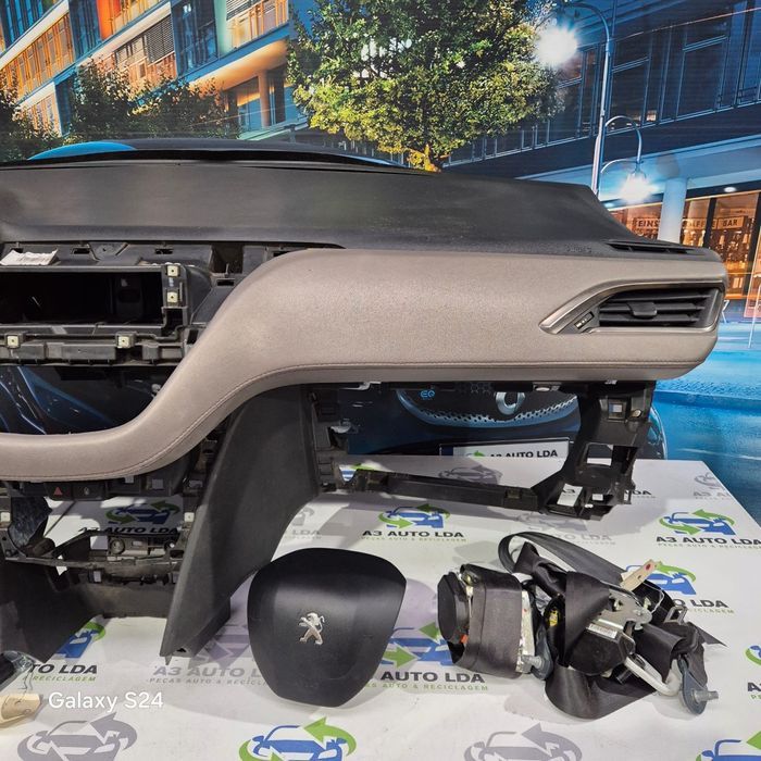 Tablier completo com kit de airbags Peugeot 208 XY