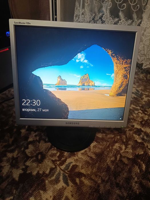 Продаю монитор SAMSUNG